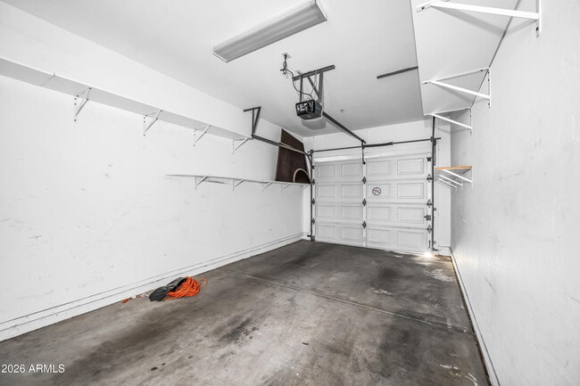 Building Photo - 14000 N 94th St