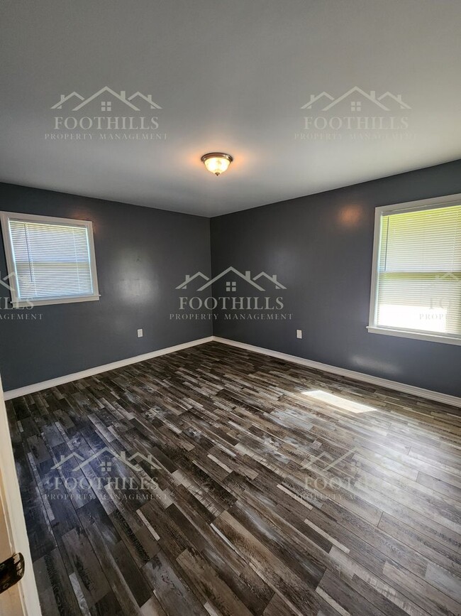 Building Photo - Spacious 3 Bedroom Home in Starr with Gara...