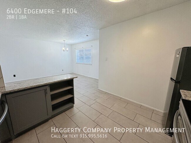 Building Photo - East El Paso Gated Refrig A/C 2bed Townhom...