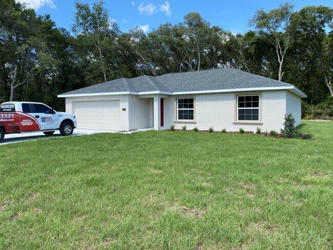 Building Photo - Desirable SW Ocala Neighborhood 3/2/2 **Wo...