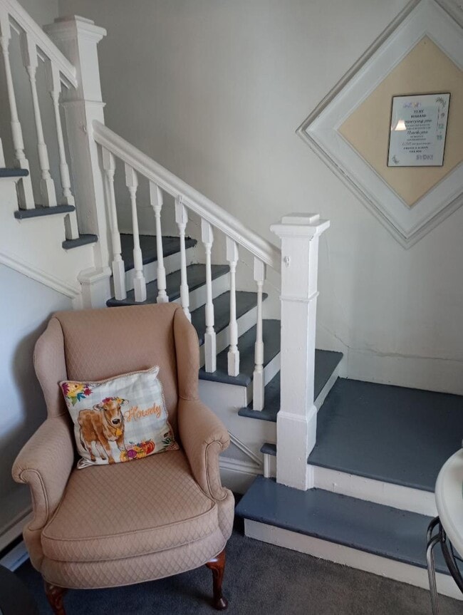 Building Photo - 1214 Garfield Ave