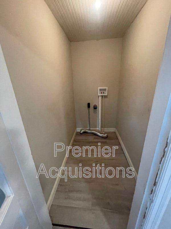 Building Photo - 476 Dulaney Ave