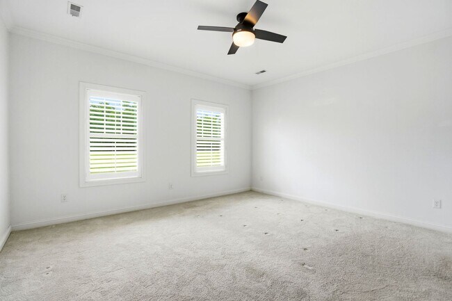 Building Photo - 2035 Prestwick Pl