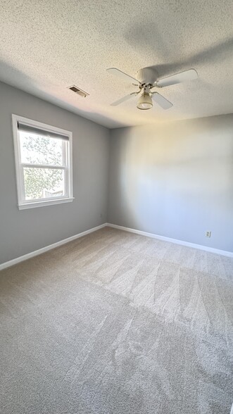 Bedroom 3 from Door - 4 Bunker Hill Pl