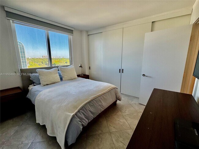 Building Photo - 4250 Biscayne Blvd