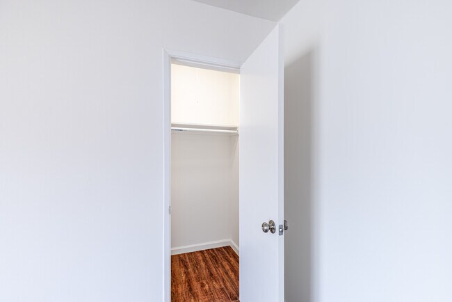 Building Photo - 8645 Hervey St