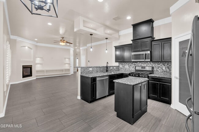 Building Photo - 3728 Loma Jacinto