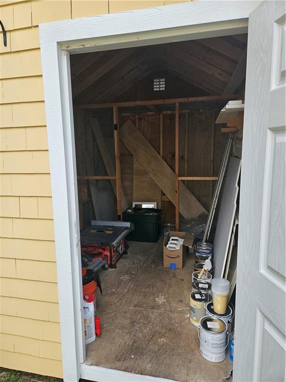 Building Photo - 47 Church Ln
