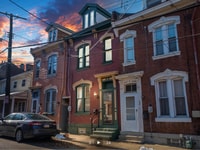 Building Photo - 134 41st St