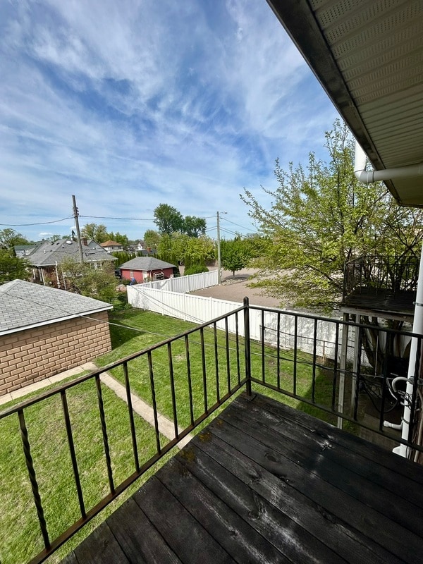 Building Photo - 162 Labadie St