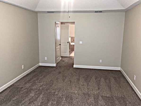 Building Photo - 908 Athlone Ln