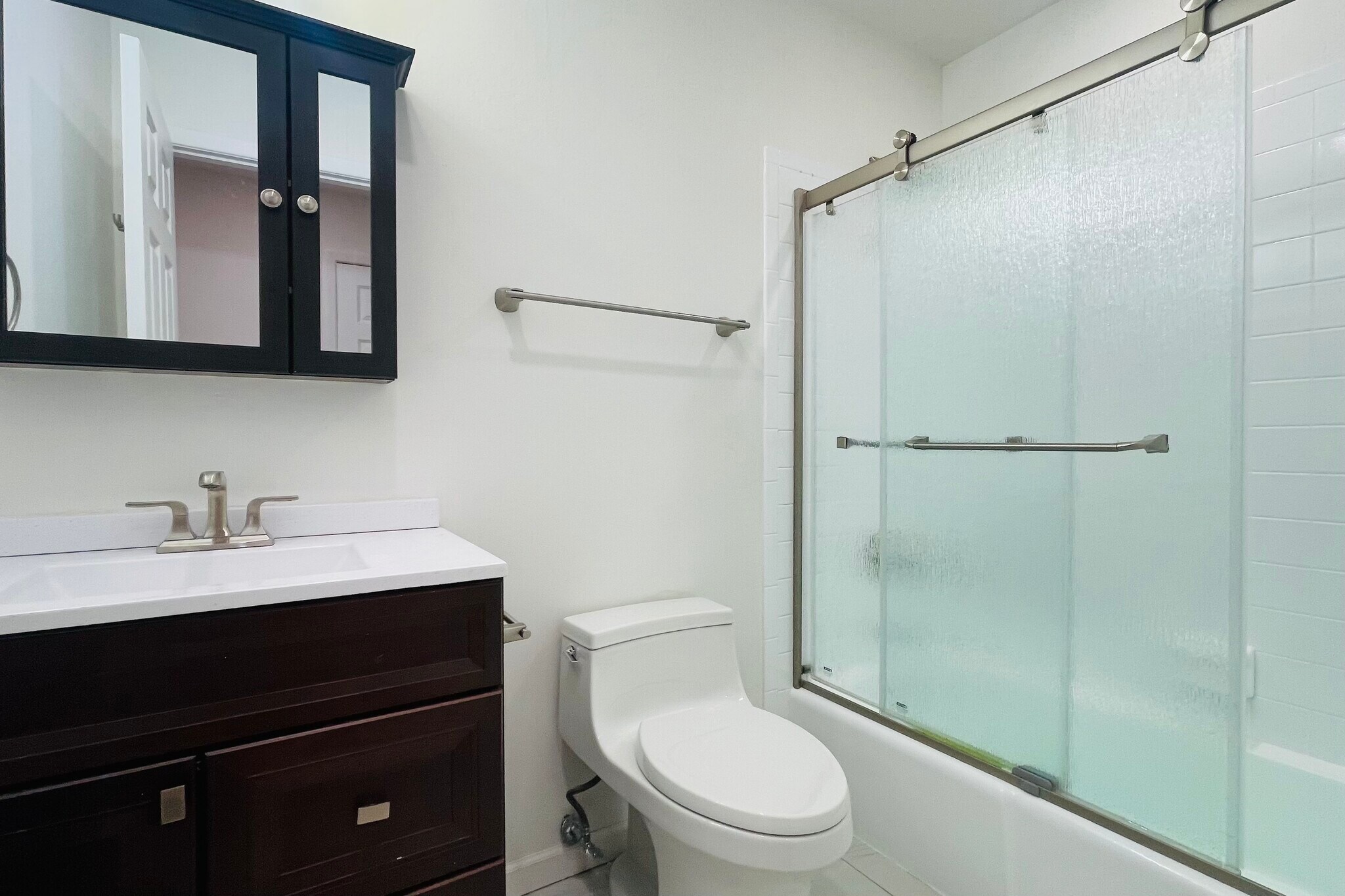 Building Photo - 164 Rock Creek Ln