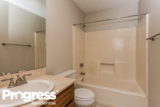 Building Photo - 295 Summertown Dr
