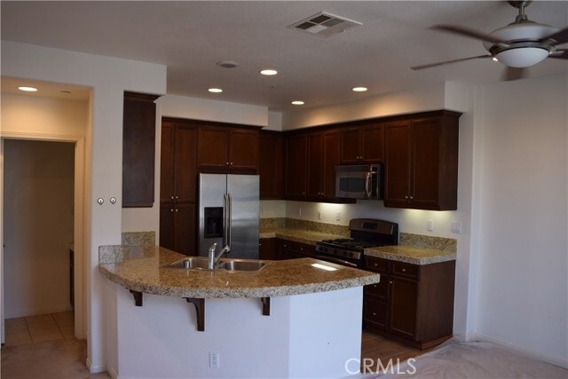 Building Photo - 303 Silk Tree