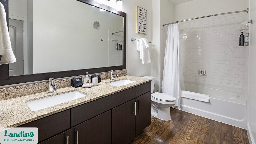 Building Photo - 5275 Town and Country Blvd