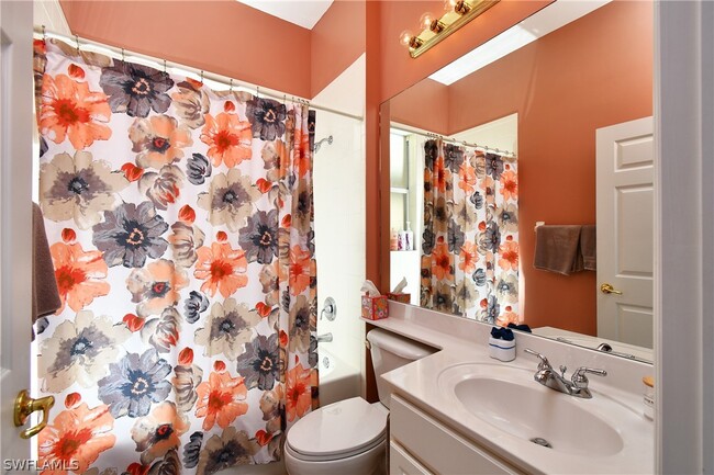 Building Photo - 2162 Oxford Ridge Cir