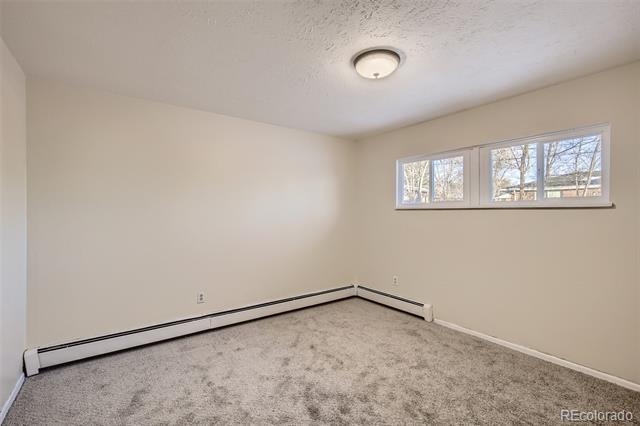 Building Photo - 1638 Willodene Dr