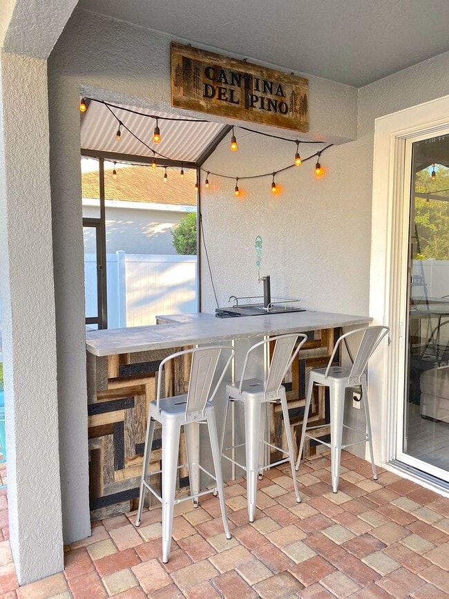 Building Photo - Lake Nona Pool Home for Rent 4bed 3 bath