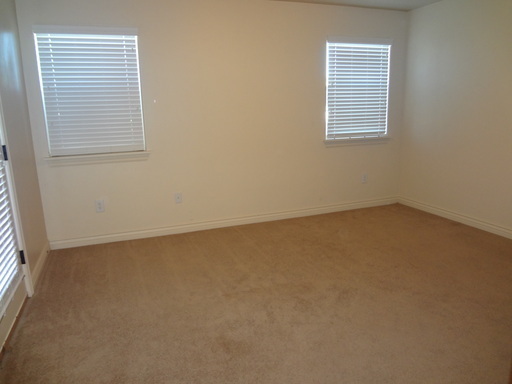 Building Photo - 3 Bed 2 Bath Condo in Silver Pines