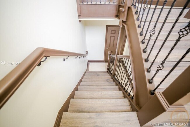 Building Photo - 53 NE 49th St