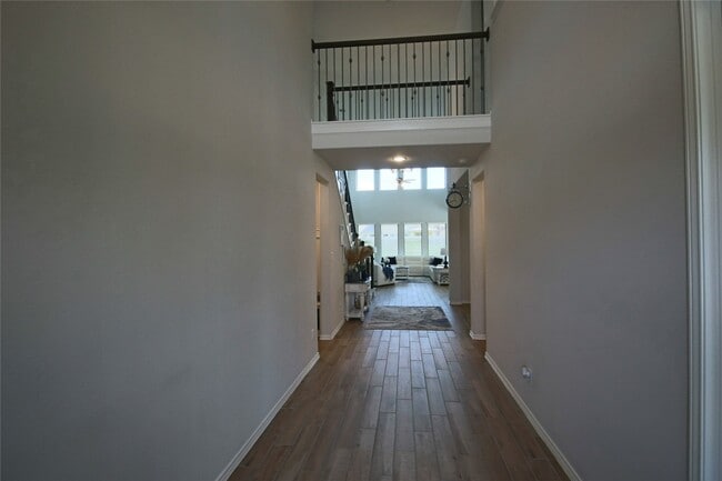 Building Photo - 24727 Tanoureen Dr