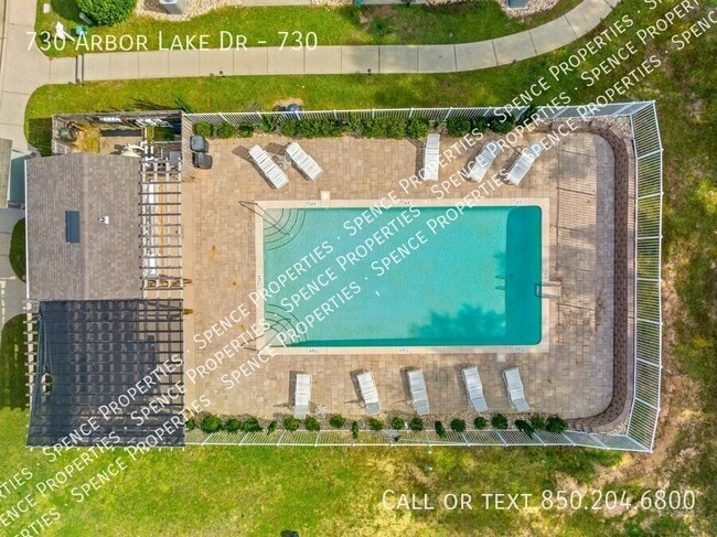 Building Photo - 730 Arbor Lake Dr