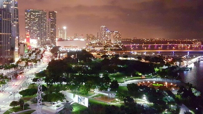 Building Photo - 335 S Biscayne Blvd