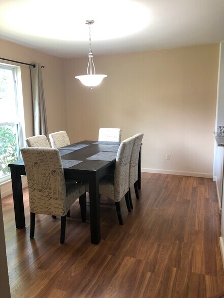 Dining Room - 7271 S Xenia Cir