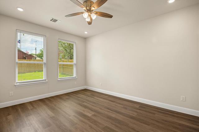 Building Photo - 2414 Forest Hill Ln