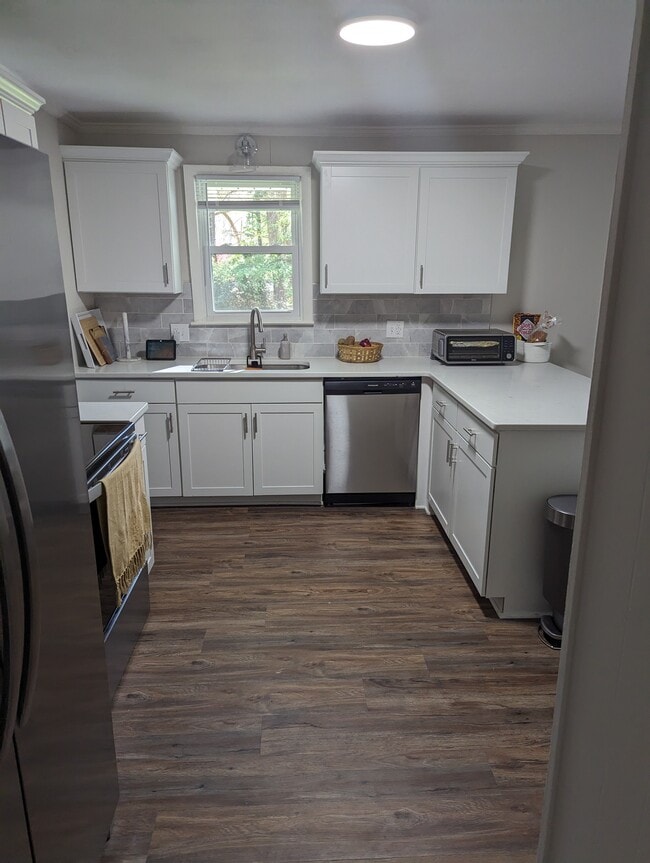 Primary Photo - 3320 Sandpiper Ln