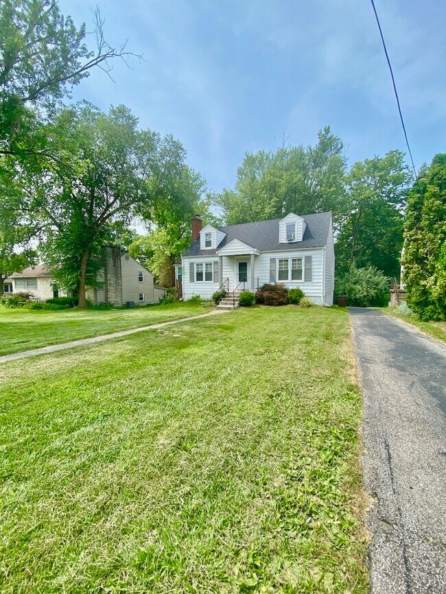 Primary Photo - Adorable Remodeled 3 Bedroom Cape Cod!