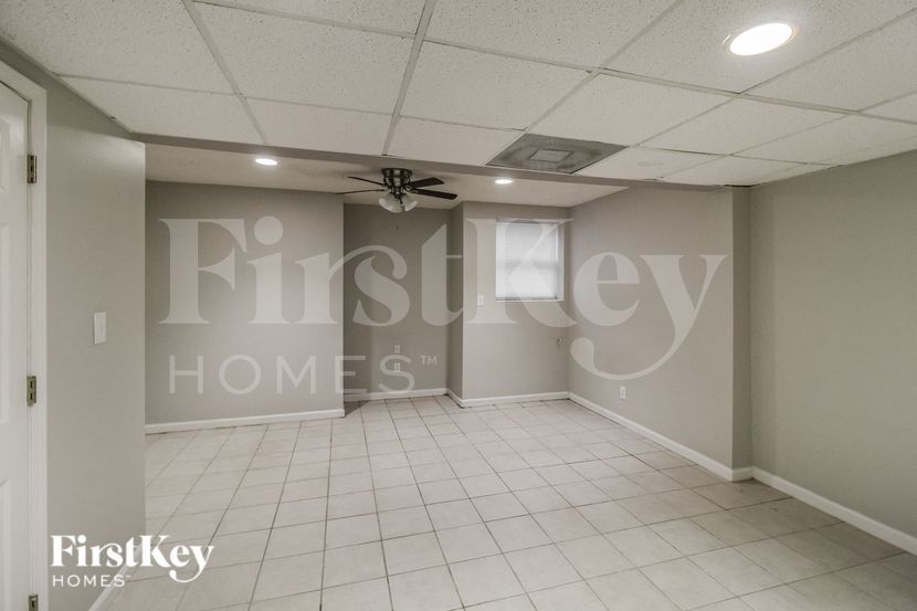 Building Photo - 4725 Diggers Way