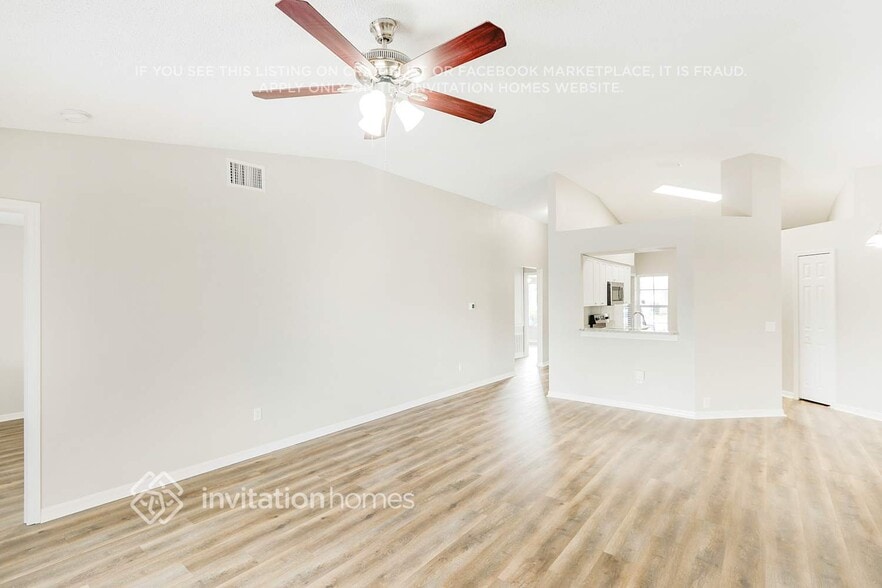 Building Photo - 13405 Prestwick Dr