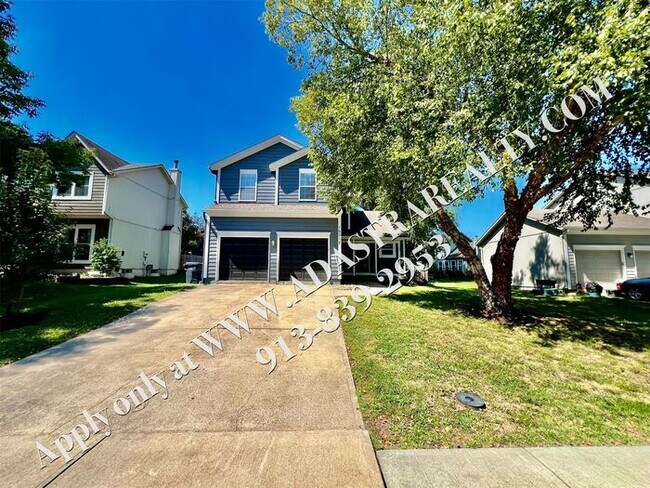 Building Photo - Updated 4 Bed 2.5 Bath in Olathe-Available...