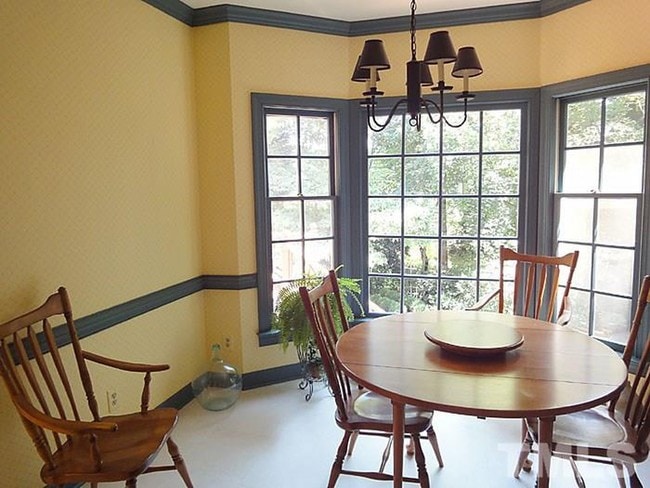 Building Photo - 1729 Berwickshire Cir