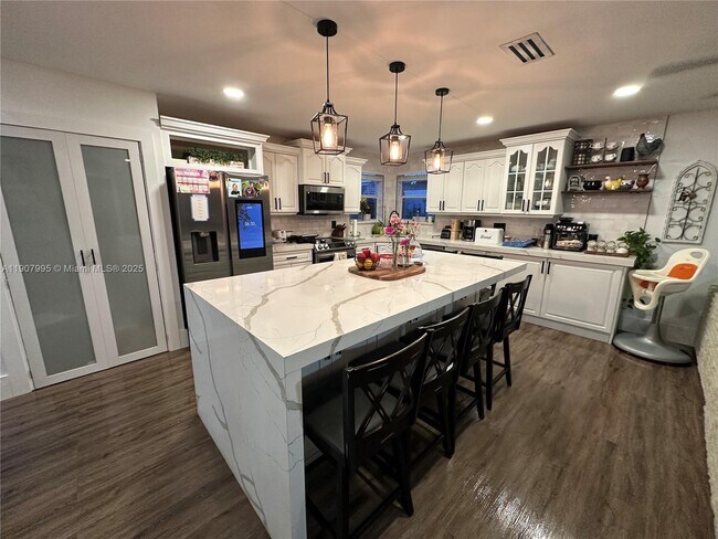 Building Photo - 5478 NW 45th Way