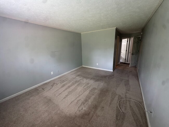 Building Photo - 778 Kingston Cir