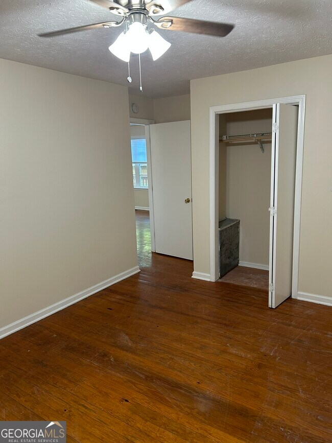 Building Photo - 790 Normandy Trail