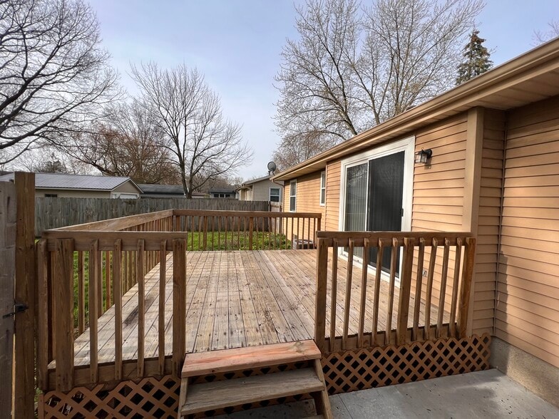 Building Photo - 3628 Bluebird Ave SW