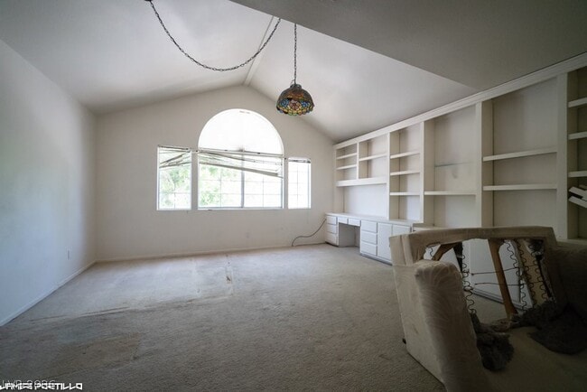 Building Photo - 910 Hollowbluff Ave