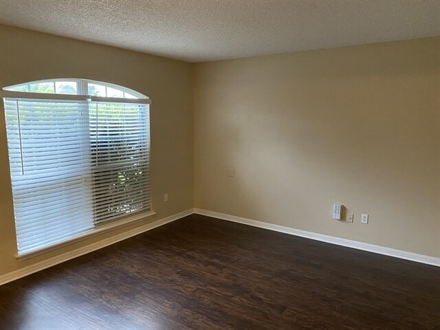 Building Photo - 10191 Wood Dove Way