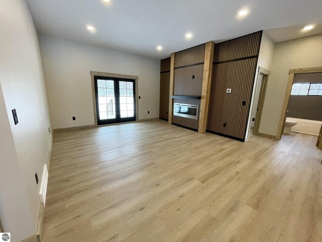 Building Photo - 9000 Kalkaska St