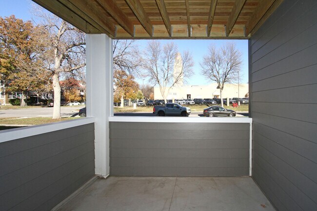 Building Photo - 1515 F St