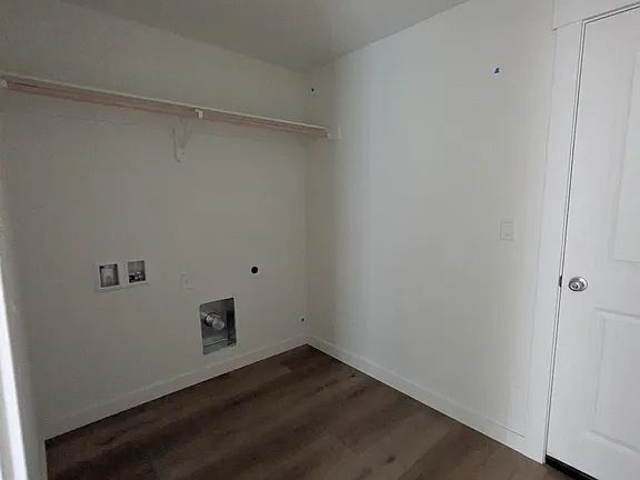 Building Photo - "Charming 3-Bed, 2-Bath Retreat in OR with Cozy 1058 Sq Ft of Comfort!"