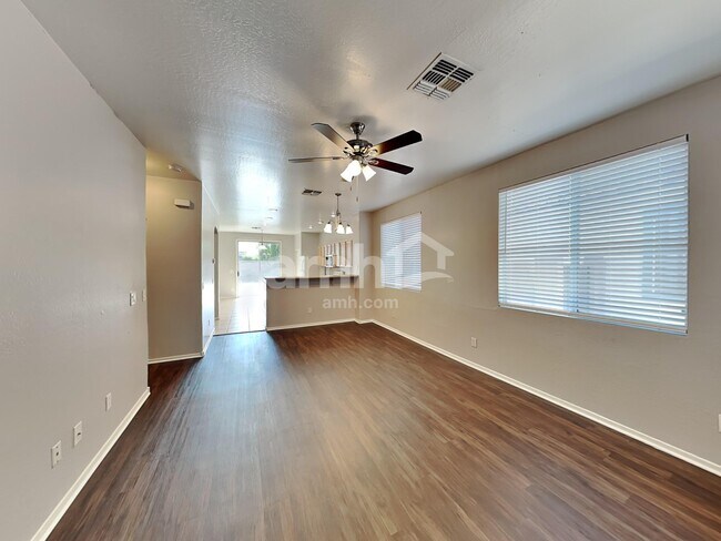 Building Photo - 6922 S 38th Ln