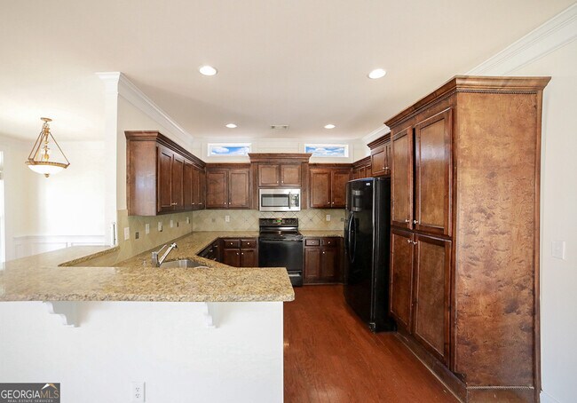 Building Photo - 104 Putters Dr