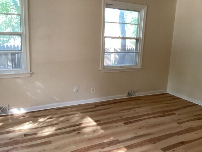 Building Photo - 5260-62 N 28th St