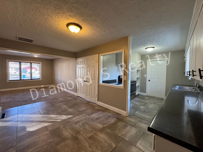 Building Photo - MOVE IN SPECIAL:  $200 OFF FIRST MONTHS' RENT