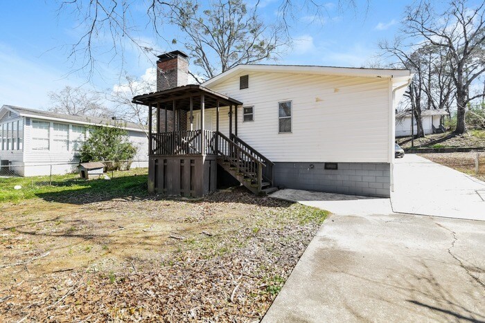 Building Photo - 1008 Minor Dr