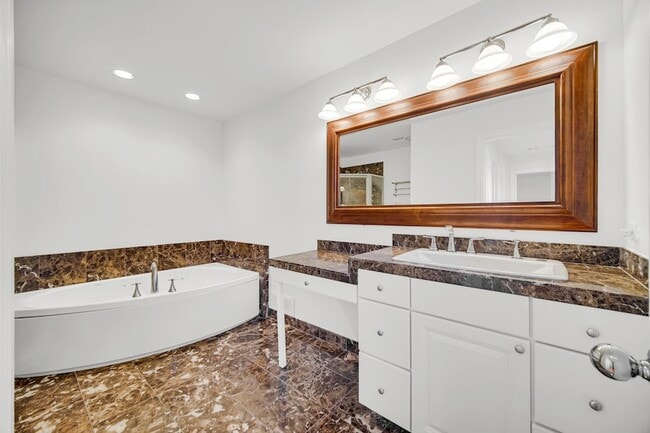 Building Photo - 6271 N 525 W